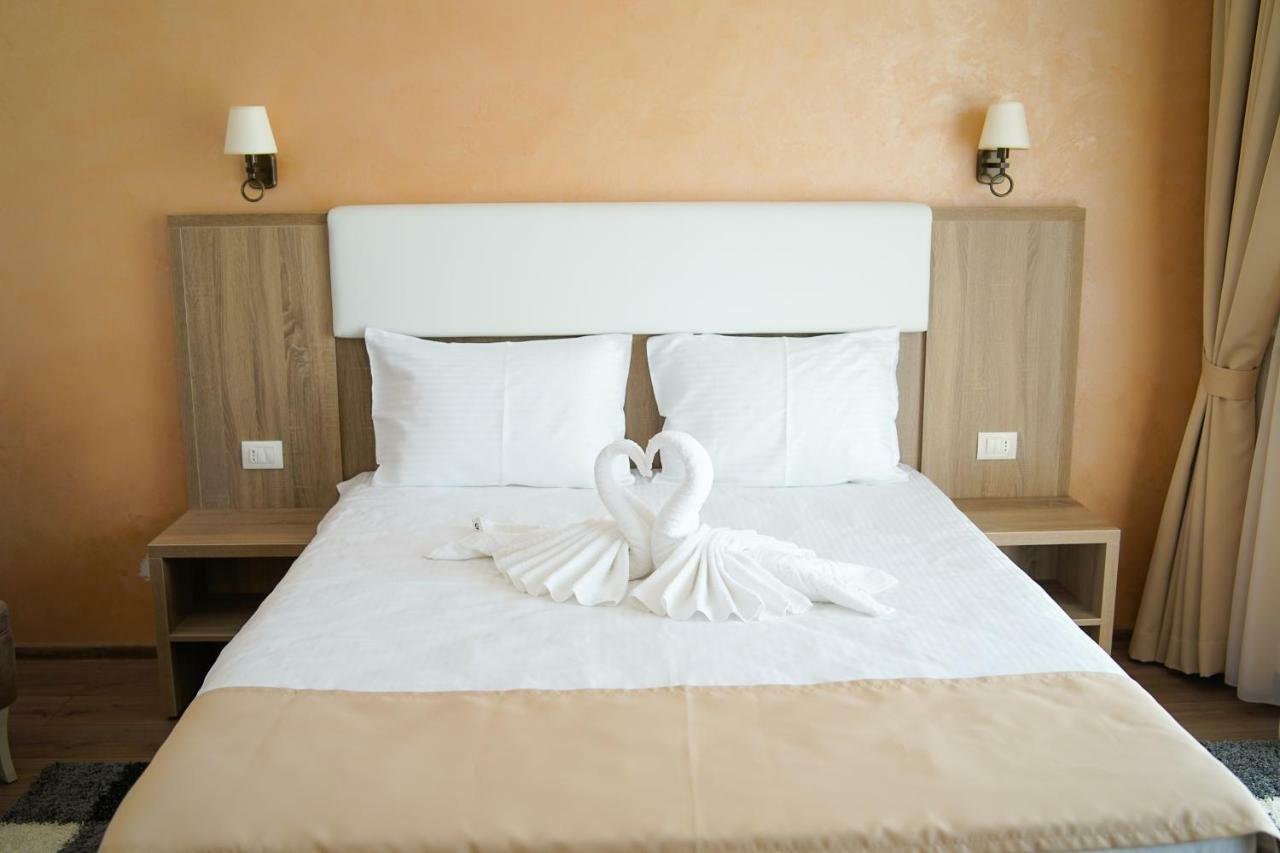 Hotel Valurile Marii Vama - Veche Vama Veche Esterno foto